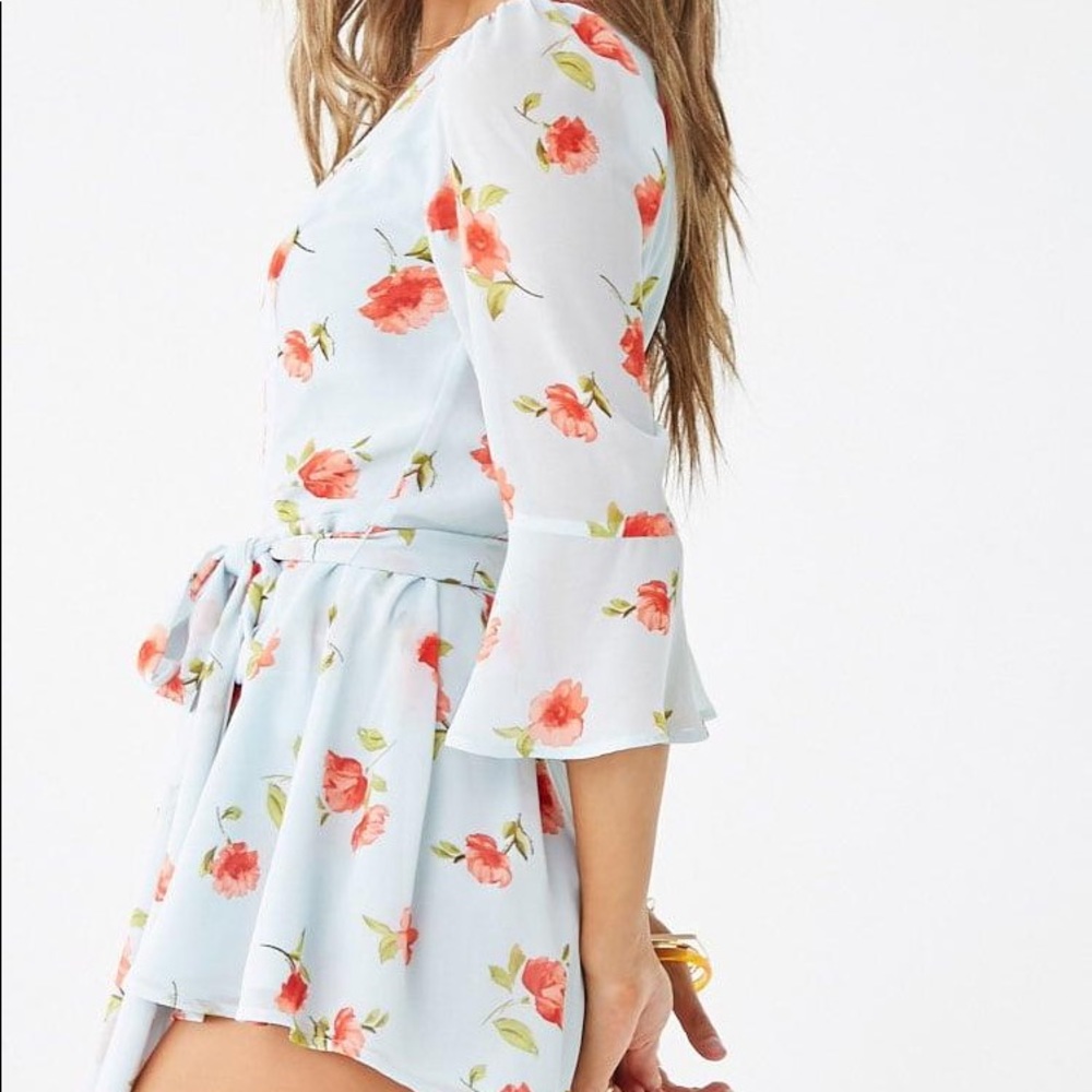 F21 Floral Chiffon Bell-Sleeve Tie Romper